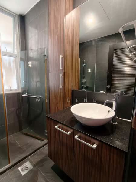 Cavendish Park, 20 Pine Grove, 2 Bedrooms, 926 sqft, Condominium For Sale, by WEI DENG, 500062416 - Bathroom - PropertyGuru.com.sg