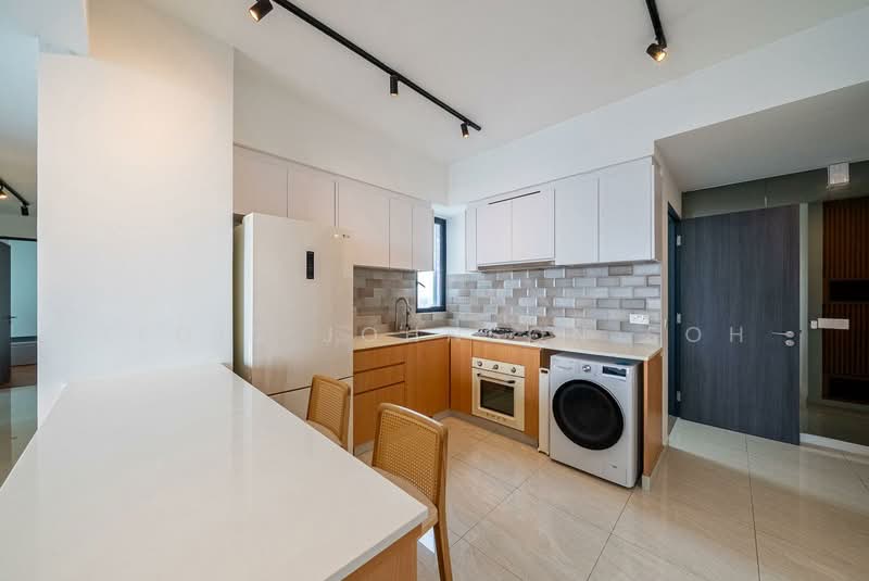 Gem Residences Condominium For Sale at S$ 2,488,000 | PropertyGuru Singapore - Kitchen