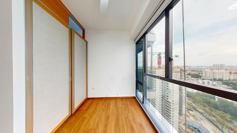 Gem Residences, 1 Lorong 5 Toa Payoh, 3 Bedrooms, 1,055 sqft, Condominium For Sale, by Regis Johnson Soh, 500062417 - Common Bedroom 1 - PropertyGuru.com.sg