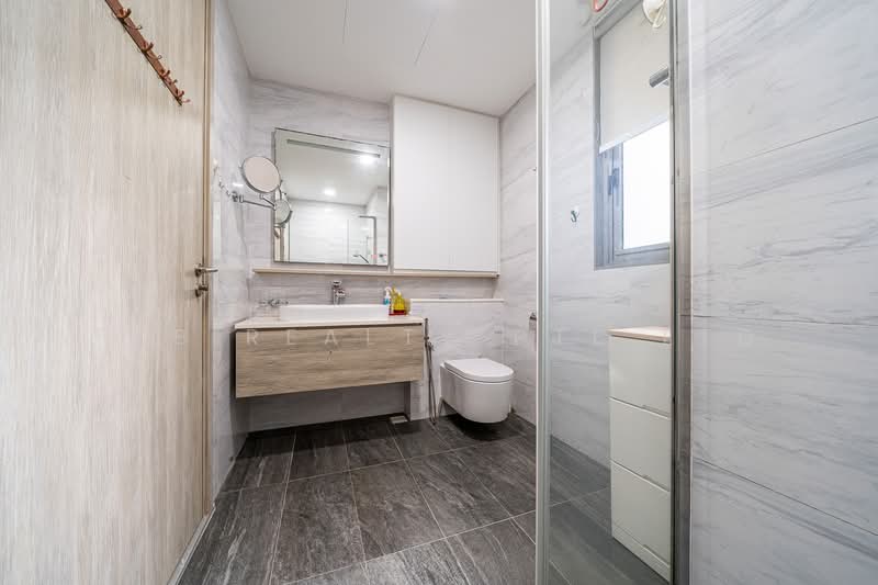 The Alps Residences Condominium For Sale at S$ 2,300,000 | PropertyGuru Singapore - Bathroom