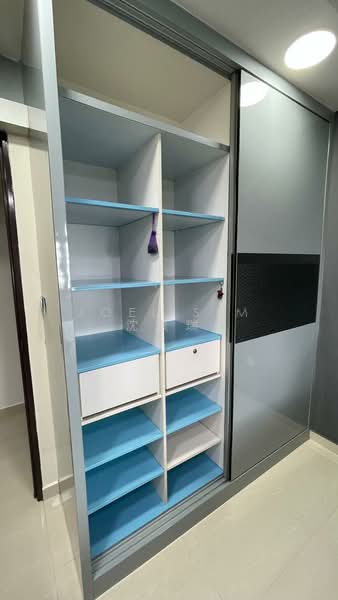 Bedroom Cabinet (View 1)