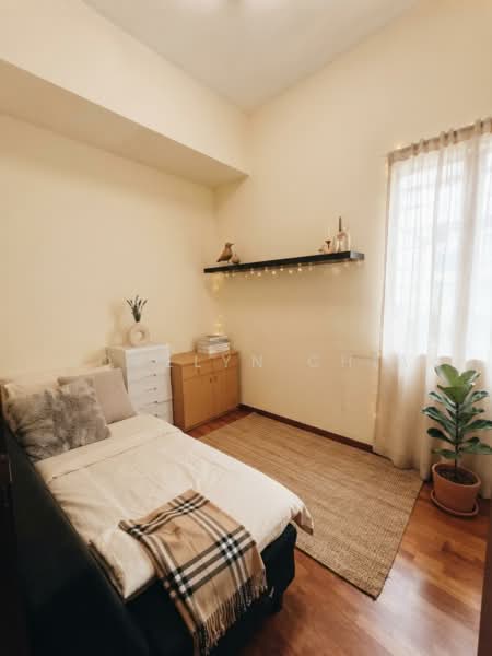 The Springside, Springside Walk, 5 Bedrooms, 3,500 sqft, Corner Terrace For Sale, by Jocelyn Chia, 500062422 - 1st floor granny room - PropertyGuru.com.sg
