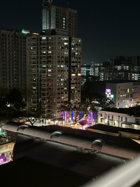 716 Ang Mo Kio Avenue 6 HDB Flat For Sale at S$ 890,000 | PropertyGuru Singapore - Exterior