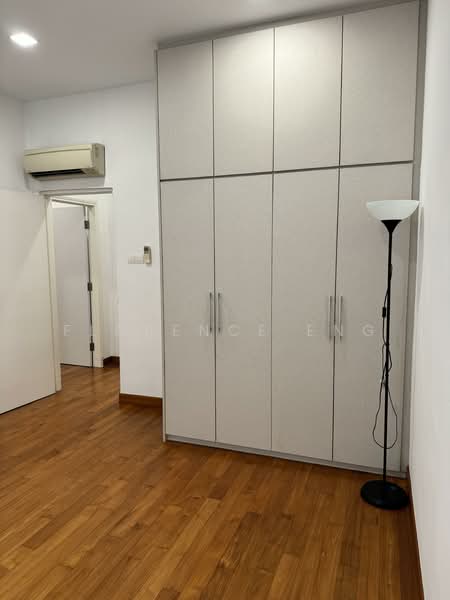 Excellent Location !! Cosy Terrace @ Lasia Avenue, , 4 Bedrooms, 2,500 sqft, Terraced House For Rent, by Florence Eng, 500062448 - Interior - PropertyGuru.com.sg