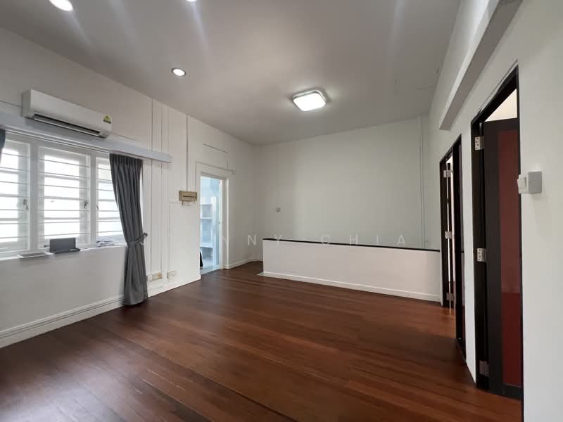 Lowland Road, Kovan Road. Near to Kovan MRT, , 2 Bedrooms, 872 sqft, Apartment For Rent, by Johnny Chia, 500062452 - PropertyGuru.com.sg