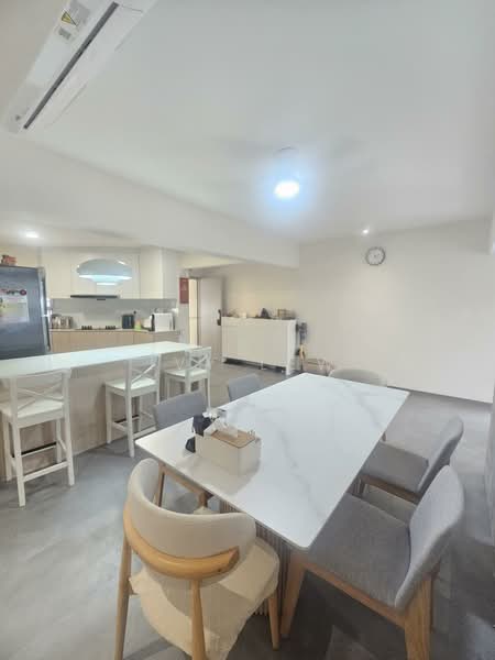 Ivory Heights, Jurong East Street 13, 3 Bedrooms, 1,701 sqft, Condominium For Sale, by Ivy Lew, 500062456 - Dining area - PropertyGuru.com.sg