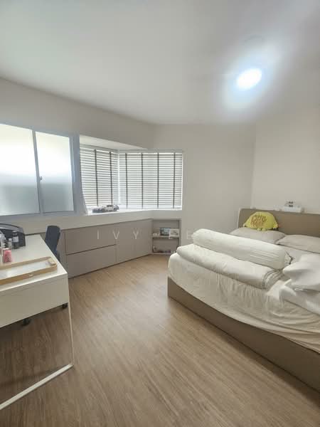 Ivory Heights, Jurong East Street 13, 3 Bedrooms, 1,701 sqft, Condominium For Sale, by Ivy Lew, 500062456 - Master Bedroom - PropertyGuru.com.sg