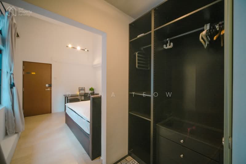 Yong Siak View, 19 - 19C Yong Siak Street, Studio, 350 sqft, Walk-up Apartment For Rent, by Diana Teow, 500062459 - Bedroom - PropertyGuru.com.sg