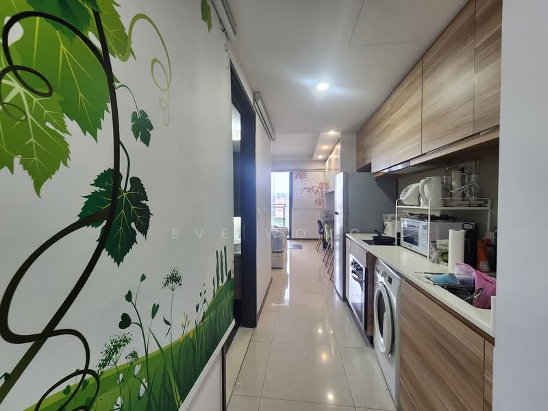 The Poiz Residences Condominium For Sale at S$ 900,000 | PropertyGuru Singapore - Kitchen