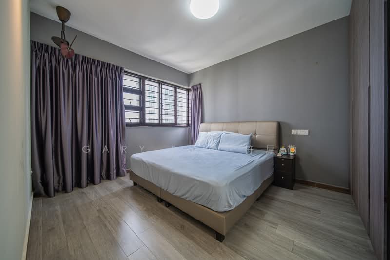 29 Ghim Moh Link HDB Flat For Sale at S$ 1,080,000 | PropertyGuru Singapore - Master Bedroom