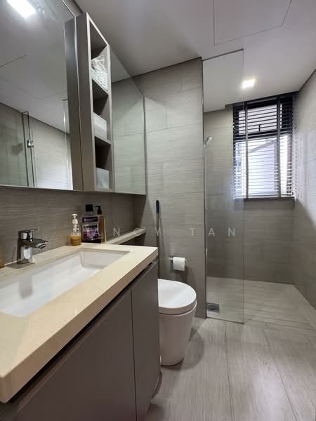 The Criterion Executive Condominium For Sale at S$ 1,799,000 | PropertyGuru Singapore - Bathroom