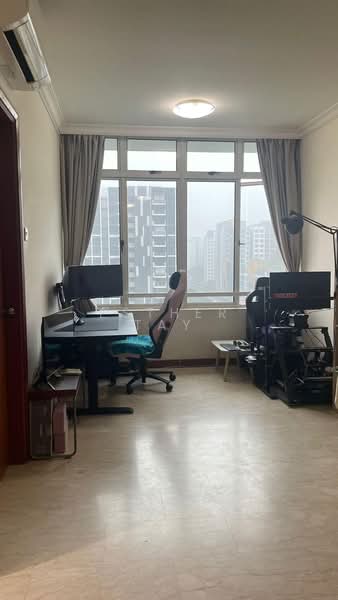 Compass Heights, 9 Sengkang Square, 1 Bedroom, 700 sqft, Condominium For Rent, by Esther Tay, 500062481 - Study - PropertyGuru.com.sg