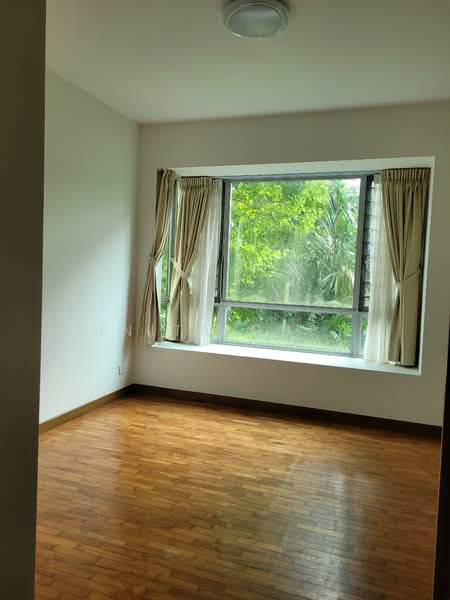 The Raintree, 89 Bukit Drive, 3 Bedrooms, 1,270 sqft, Condominium For Rent, by Sunita Gupta, 500062483 - Master bedroom - PropertyGuru.com.sg