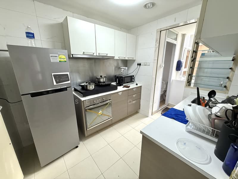 The Estiva, 313 Pasir Panjang Road, Room Rental, 80 sqft, Apartment For Rent, by Sean Ong, 500062484 - Kitchen - PropertyGuru.com.sg