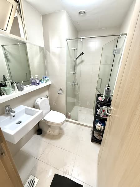 The Estiva, 313 Pasir Panjang Road, Room Rental, 80 sqft, Apartment For Rent, by Sean Ong, 500062484 - Bathroom - PropertyGuru.com.sg