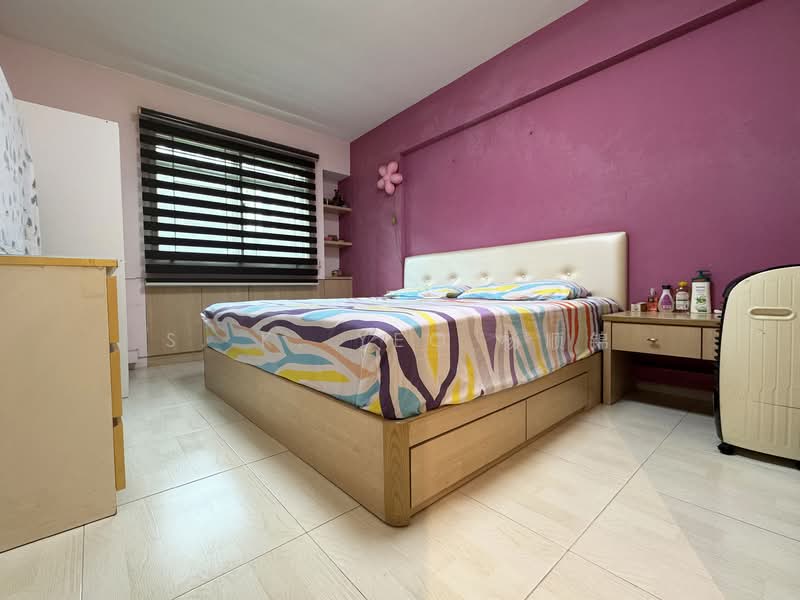 106D Punggol Field HDB Flat For Sale at S$ 680,000 | PropertyGuru Singapore - Bedroom