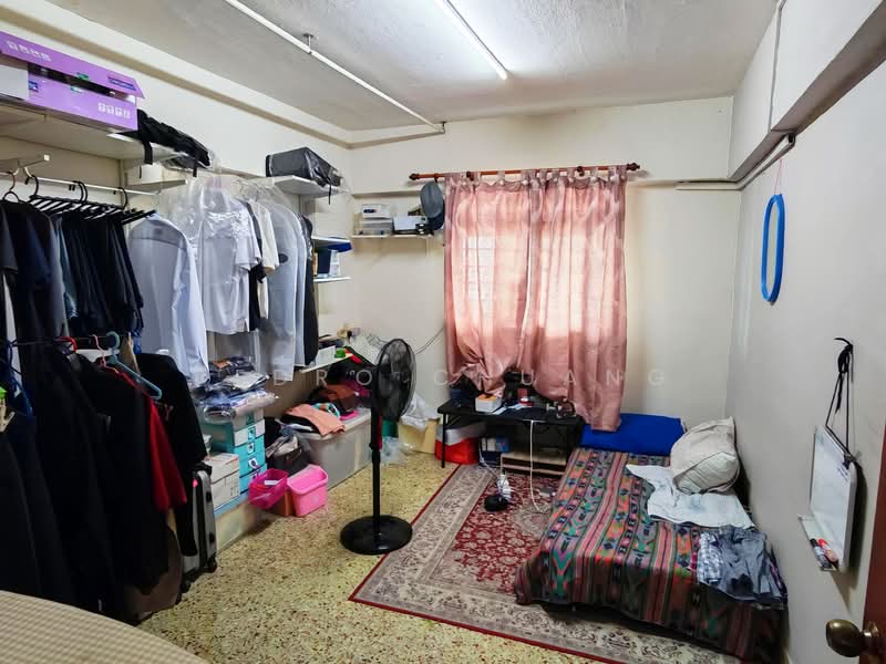 24 Marsiling Drive HDB Flat For Sale at S$ 398,000 | PropertyGuru Singapore - Bedroom