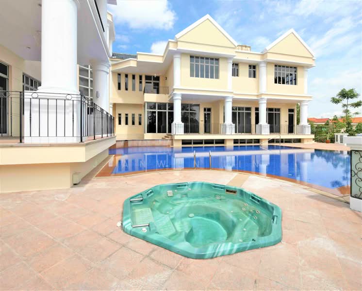 Villas Holland, 4 Bukit Sedap Road, 6 Bedrooms, 20,019 sqft, Detached House For Rent, by JIANWEN LIN, 500062508 - Exterior - PropertyGuru.com.sg