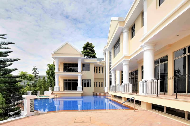 Villas Holland, 4 Bukit Sedap Road, 6 Bedrooms, 20,019 sqft, Detached House For Rent, by JIANWEN LIN, 500062508 - Exterior - PropertyGuru.com.sg