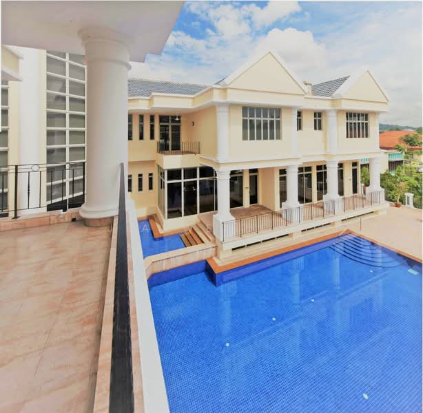 Villas Holland, 4 Bukit Sedap Road, 6 Bedrooms, 20,019 sqft, Detached House For Rent, by JIANWEN LIN, 500062508 - Exterior - PropertyGuru.com.sg