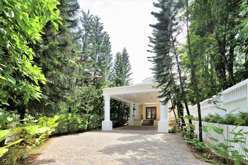 Villas Holland, 4 Bukit Sedap Road, 6 Bedrooms, 20,019 sqft, Detached House For Rent, by JIANWEN LIN, 500062508 - Exterior - PropertyGuru.com.sg