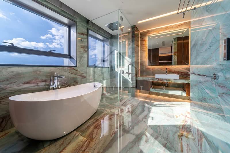 3 Orchard By-The-Park Condominium For Sale at S$ 8,999,999 | PropertyGuru Singapore - Bathroom