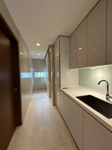Skyline @ Orchard Boulevard, 23 Angullia Park, 4 Bedrooms, 2,067 sqft, Condominium For Rent, by JIANWEN LIN, 500062518 - Kitchen - PropertyGuru.com.sg
