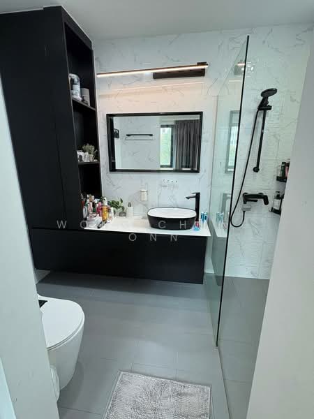 Springdale Condo Condominium For Sale at S$ 2,350,000 | PropertyGuru Singapore - Bathroom