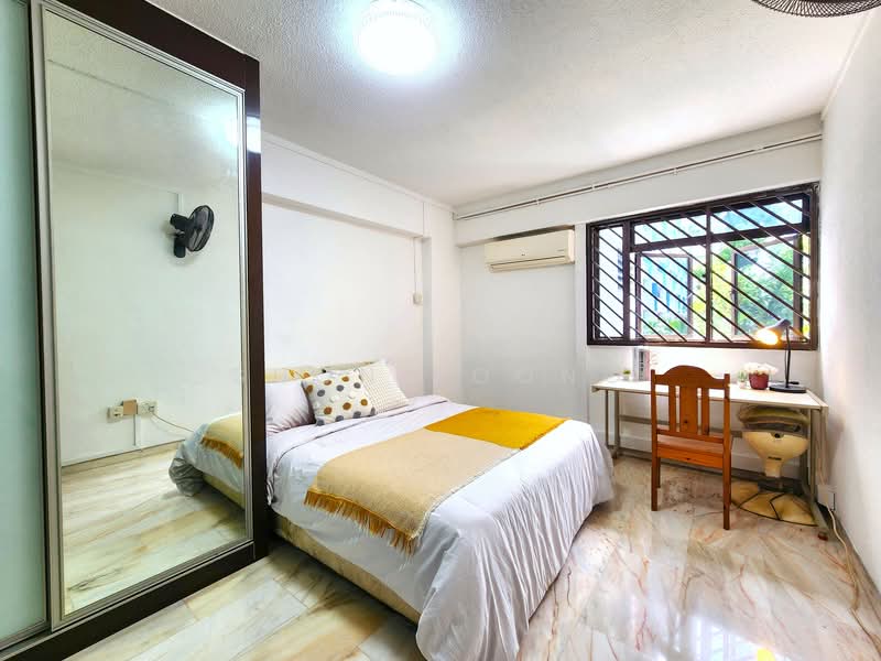 110 Bishan Street 12 HDB Flat For Sale at S$ 770,000 | PropertyGuru Singapore - Bedroom