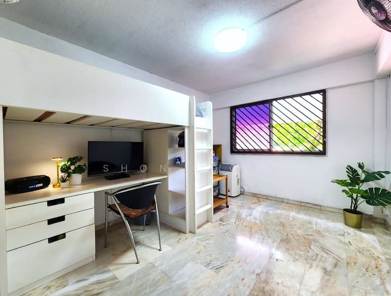 110 Bishan Street 12 HDB Flat For Sale at S$ 770,000 | PropertyGuru Singapore - Bedroom