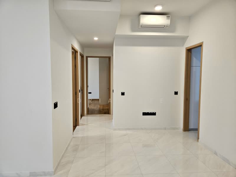 Peak Residence Condominium For Sale at S$ 3,100,000 | PropertyGuru Singapore - Interior