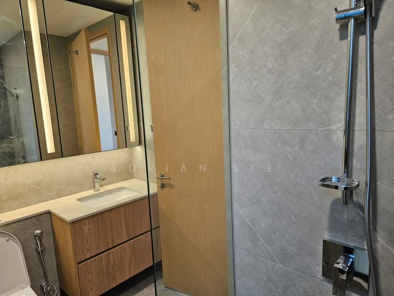 Peak Residence Condominium For Sale at S$ 3,100,000 | PropertyGuru Singapore - Bathroom