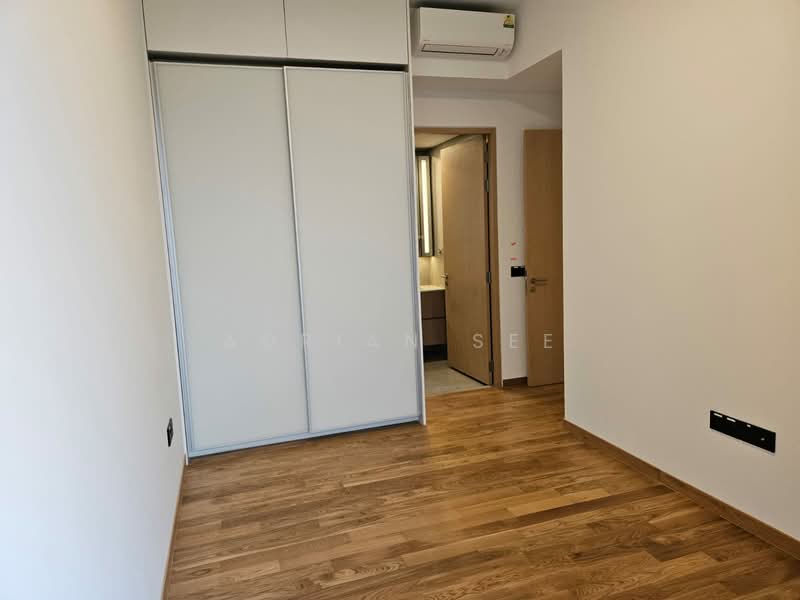 Peak Residence Condominium For Sale at S$ 3,100,000 | PropertyGuru Singapore - Interior