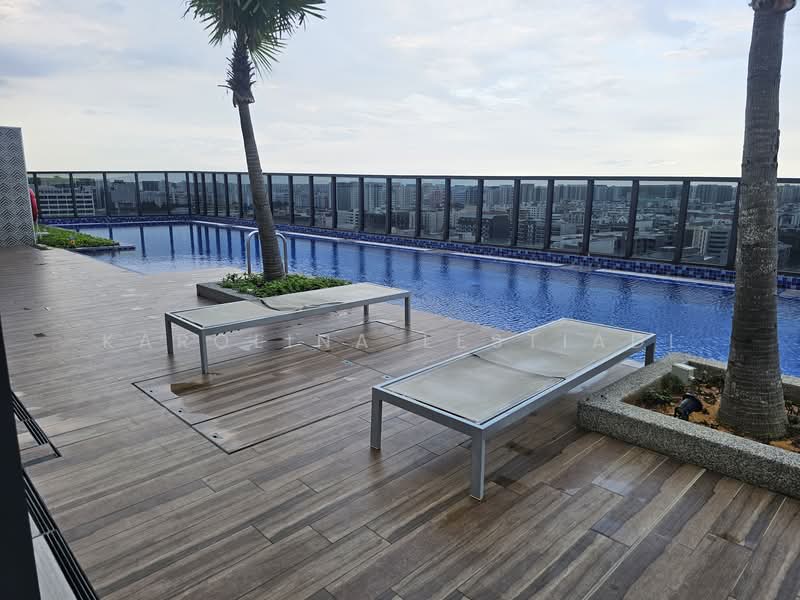 Arena Residences, 20 Guillemard Crescent, 2 Bedrooms, 603 sqft, Condominium For Rent, by Karolina Lestiadi, 500062536 - Pool - PropertyGuru.com.sg
