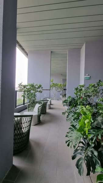 Sky Everton Condominium For Sale at S$ 1,850,000 | PropertyGuru Singapore - Balcony