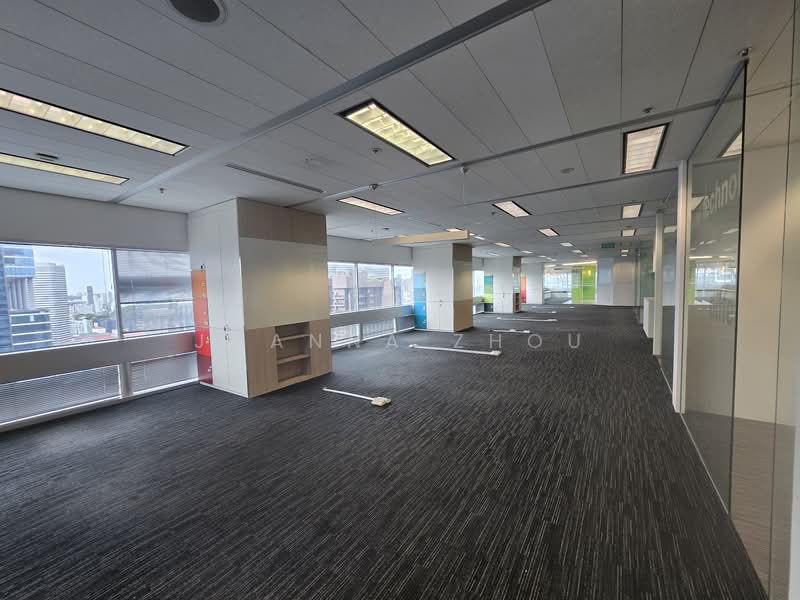 Gateway West, 150 Beach Road, 6,409 sqft, Office For Rent, by Joanna Zhou, 500062569 - Interior - CommercialGuru.com.sg