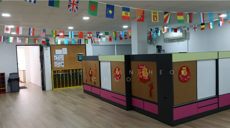 Rare Spacious Corner Conservation Asset For Investment Walk-up Apartment For Sale at S$ 3,500,000 | PropertyGuru Singapore - Interior