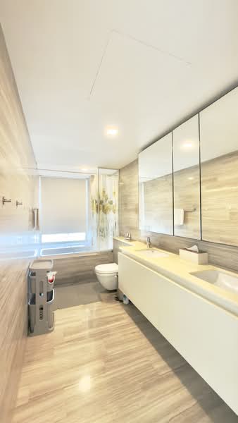 Sophia Residence Condominium For Sale at S$ 5,200,000 | PropertyGuru Singapore - Bathroom