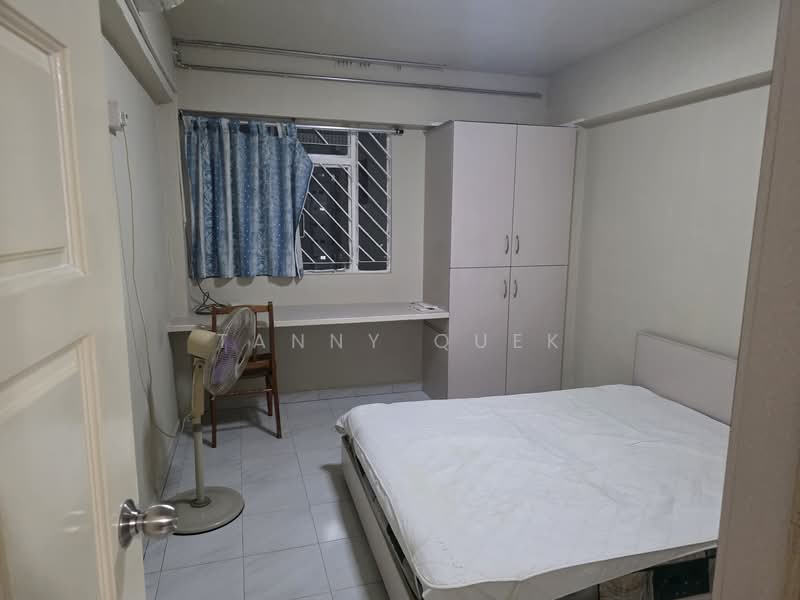 259 Yishun Street 22, 259 Yishun Street 22, Room Rental, 200 sqft, HDB Flat For Rent, by Tanny Quek, 500062592 - Bedroom - PropertyGuru.com.sg
