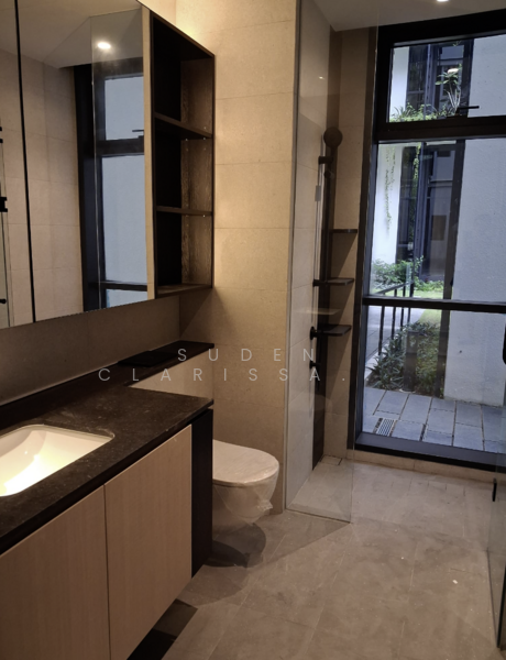 Jervois Mansion, 4 Jervois Close, 3 Bedrooms, 1,248 sqft, Condominium For Rent, by Suden Clarissa Li Huang, 500062601 - Bathroom - PropertyGuru.com.sg