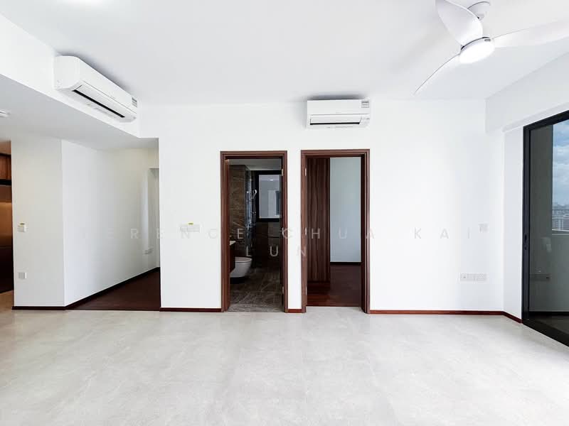 Lentor Modern, 7 Lentor Central, 2 Bedrooms, 732 sqft, Condominium For Sale, by Terence Chua Kai Lun, 500062603 - Living Room - PropertyGuru.com.sg