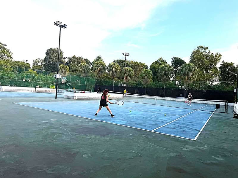 Orchid Pk renovated, near Khatib MRT & Khoo Teck Puat hospital, Spaces windy immediate, , 3 Bedrooms, 1,249 sqft, Condominium For Rent, by Carenline Yeo, 500062610 - Exterior - PropertyGuru.com.sg