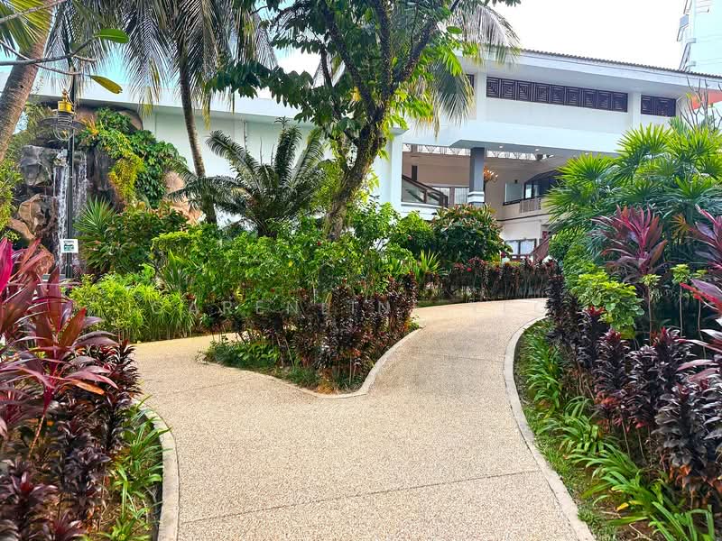 Orchid Pk renovated, near Khatib MRT & Khoo Teck Puat hospital, Spaces windy immediate, , 3 Bedrooms, 1,249 sqft, Condominium For Rent, by Carenline Yeo, 500062610 - Exterior - PropertyGuru.com.sg