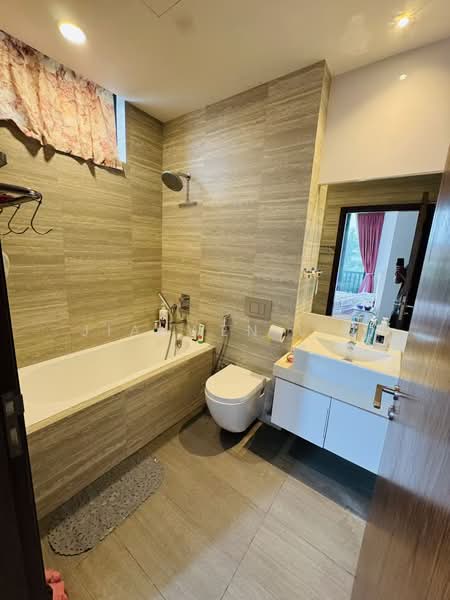 One Eighties Residences, 186 Joo Chiat Terrace, 2 Bedrooms, 646 sqft, Apartment For Rent, by JIANWEN LIN, 500062612 - Bathroom - PropertyGuru.com.sg