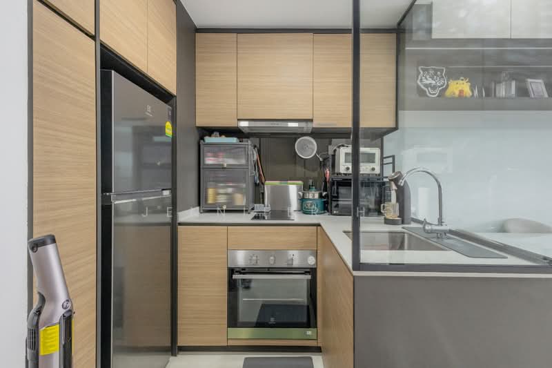 Midwood Condominium For Sale at S$ 1,399,000 | PropertyGuru Singapore