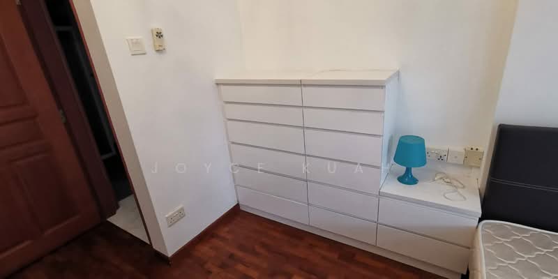 Le Wilkie, 68 Wilkie Road, 2 Bedrooms, 829 sqft, Condominium For Rent, by Joyce Kuah, 500062638 - Bedroom - PropertyGuru.com.sg