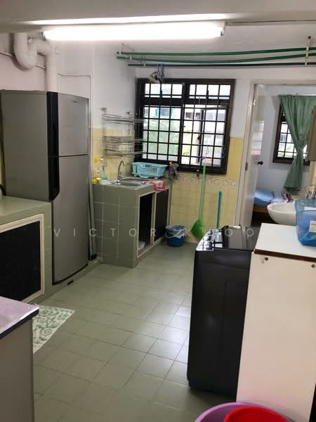 16 Upper Boon Keng Road HDB Flat For Sale at S$ 448,888 | PropertyGuru Singapore - Kitchen