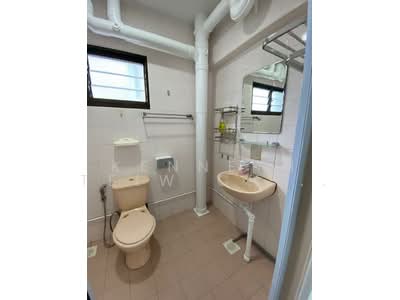 For Rent - 660 Woodlands Ring Road