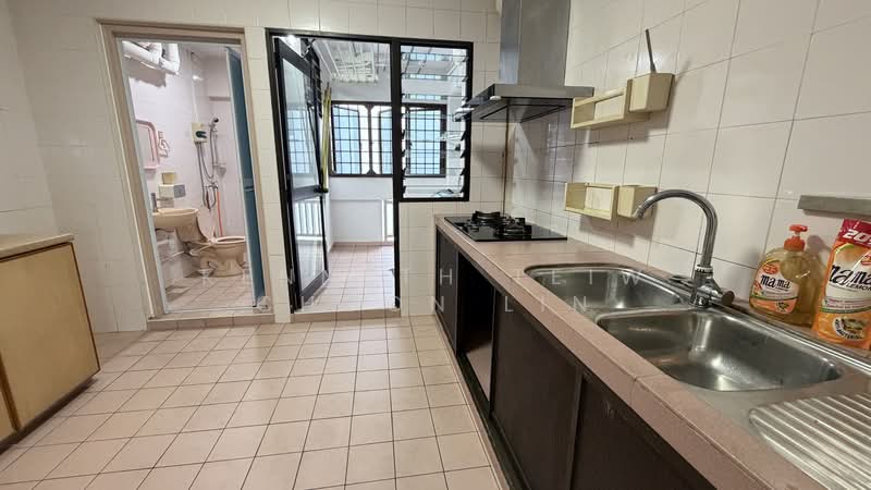 660 Woodlands Ring Road, 660 Woodlands Ring Road, Room Rental, 120 sqft, HDB Flat For Rent, by Kenneth Teiw Choon Lin, 500062643 - Kitchen - PropertyGuru.com.sg