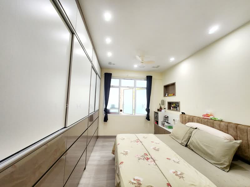 Casa Pasir Ris Condominium For Sale at S$ 2,000,000 | PropertyGuru Singapore - Bedroom